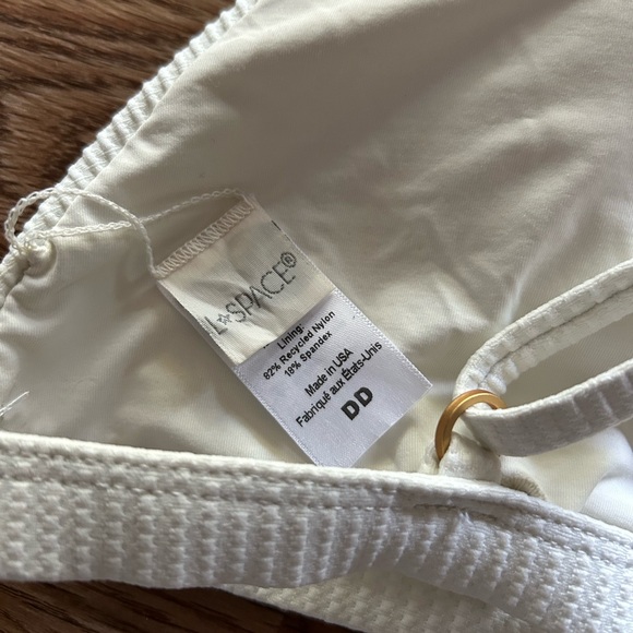 L Space Eco Chic Repreve® Nina Bikini Top in Cream DD Cup - Picture 5 of 7